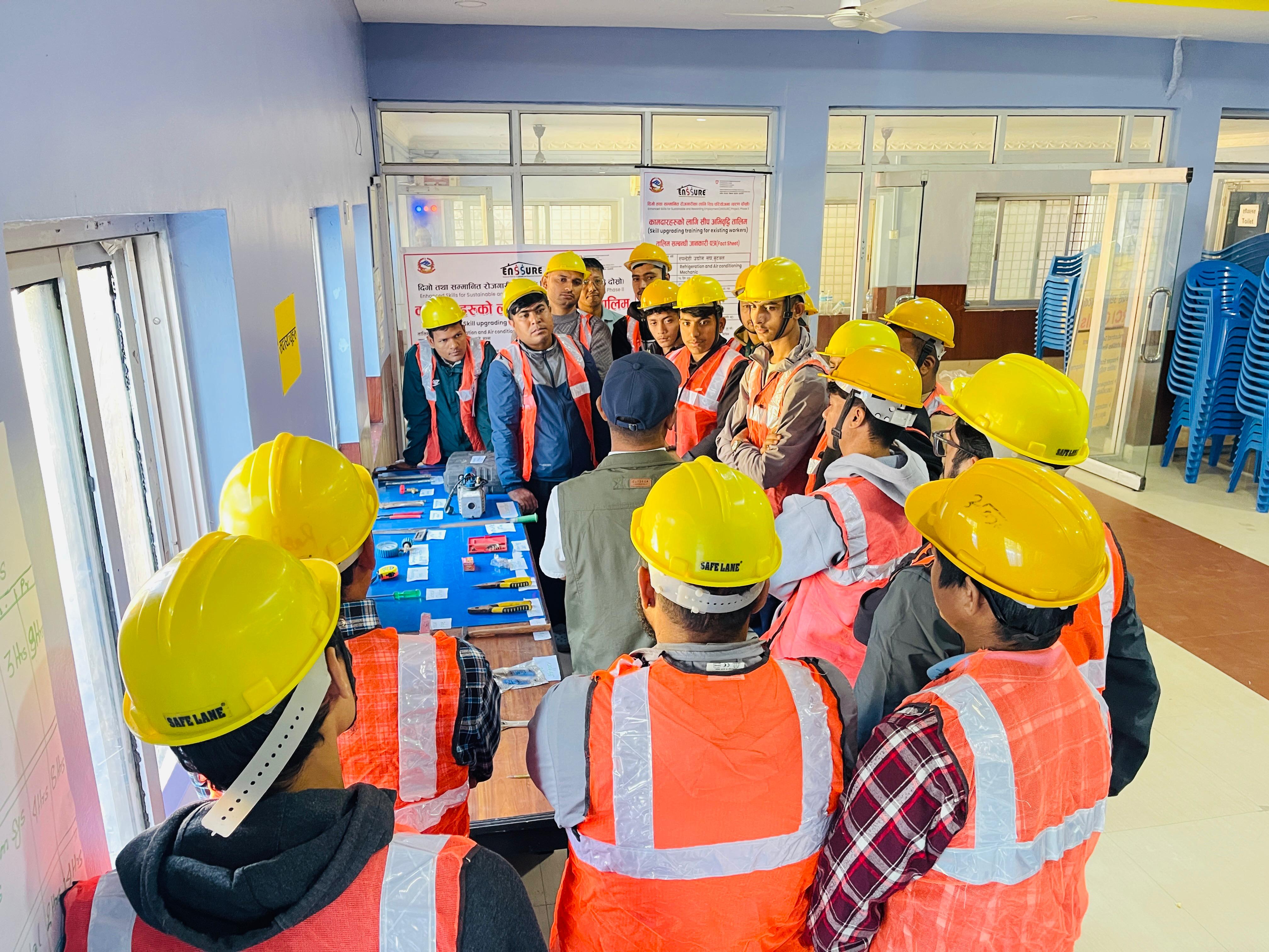 एसी फ्रिज मर्मत तालिमका तस्वीर